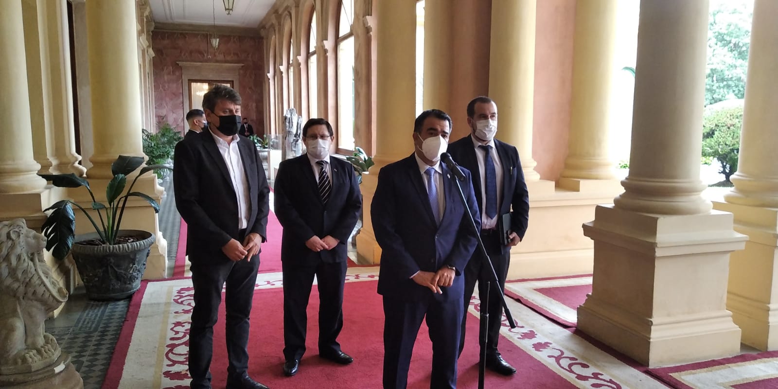 Oscar Llamosas en el Palacio de Gobierno. (Foto Presidencia).