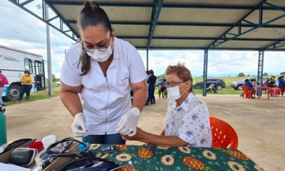 Las Unidades de Salud de la Familia llevan adelante estrategias de trabajo para llegar a los ciudadanos que se encuentran en zonas alejadas y de difícil acceso. Foto: Gentileza.