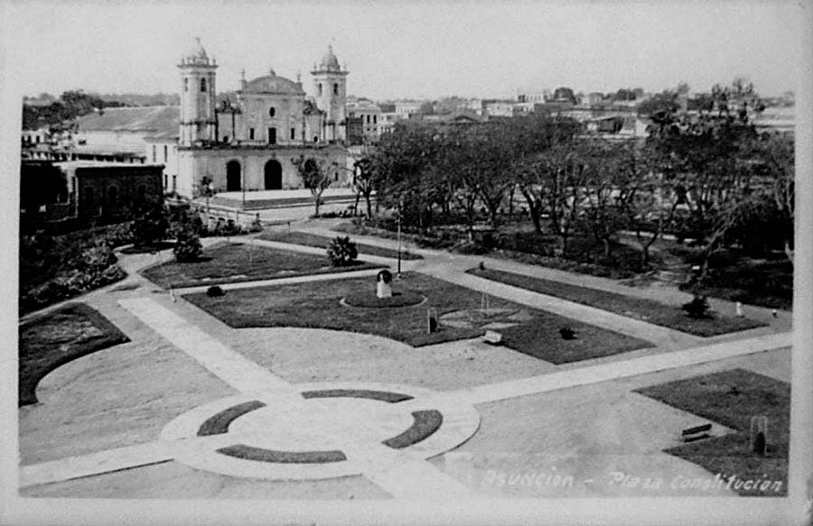 Jardín original de la plaza IndependencIa, 1920, diseñado por Juan Samudio. Cortesía