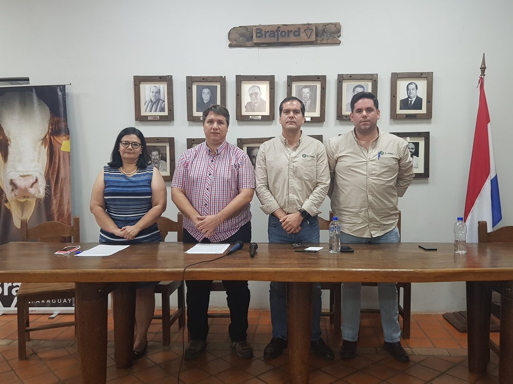 Laura Mendoza, Pte. Asociación Paraguaya de Hampshire Down. Oliver Ferreiro, Pte. Braford Paraguay Francisco Peña, El Rodeo Álvaro Llano, El Rodeo