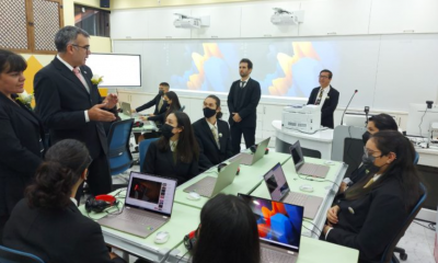 el ministro de Educación, Nicolás Zárate, presentó el proyecto "Aula Innovadora". Foto: MEC