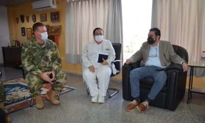 Senador Tony Apuril en el Hospital Militar. (Foto Francisca Pereira).