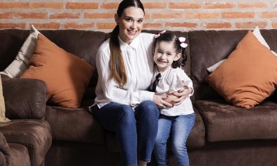 Lali González y Rafaela viven momentos de madre e hija. Foto: Laura Mandelik