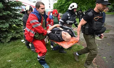 Asistencia a herido tras un bombardeo en Jarkov. Foto: El Tiempo