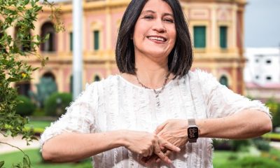 María Julia Garcete haciendo lengua de señas. Foto: Gentileza.