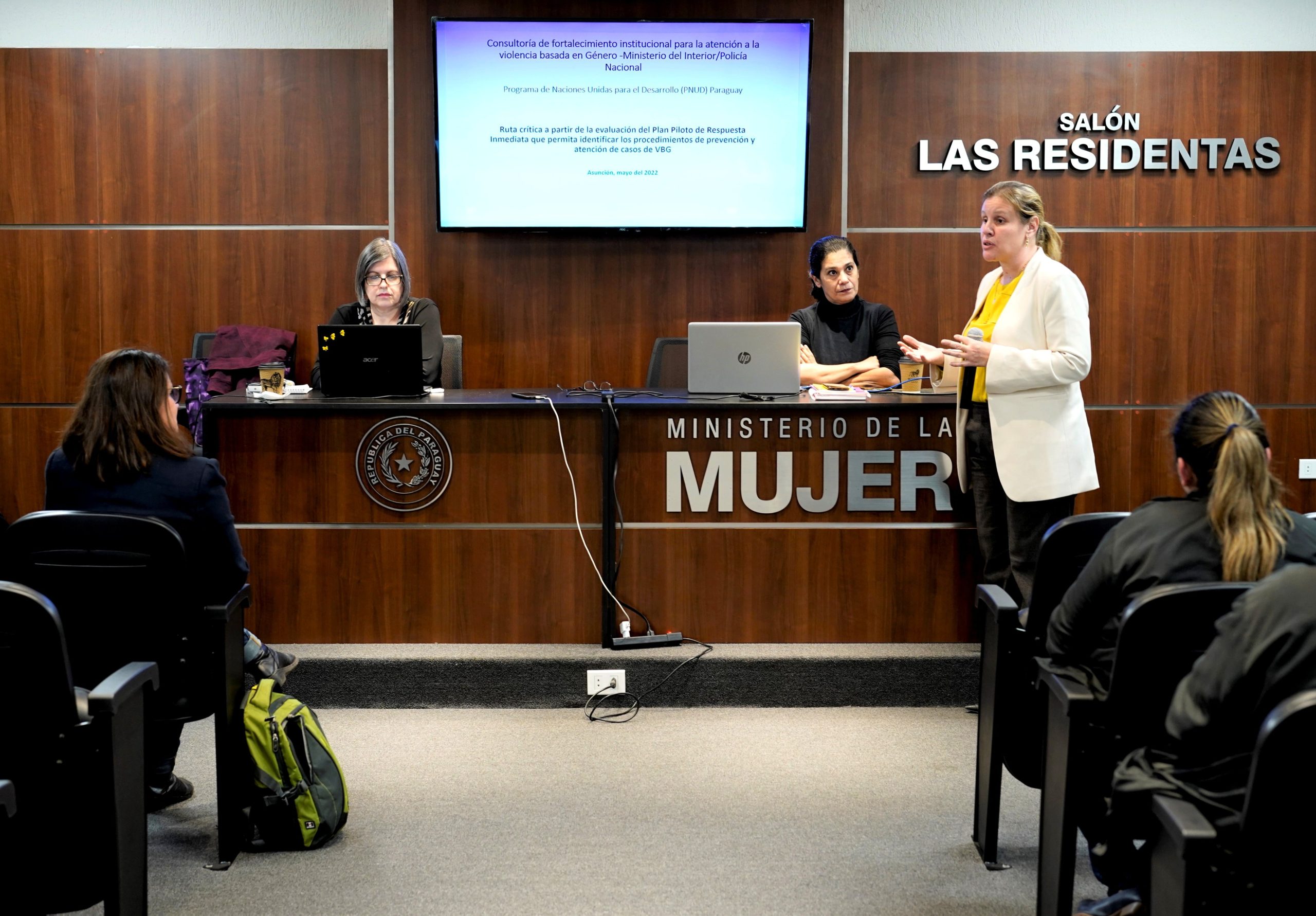 Momento de la presentación del plan de reacción inmediata para hechos de violencia contra la mujer. Foto: Ministerio de la Mujer