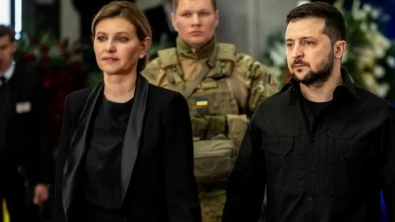 Olena Zelenska contó que apenas ha visto a su esposo, Volodymyr Zelensky, en estos casi 3 meses de guerra. Foto: BBC Mundo