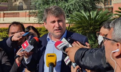 Denis Lichi, titular de Petropar, habló con los medios de prensa esta mañana. Foto: Twitter @Clarymv