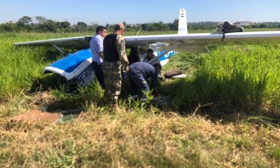 La avioneta se precipitó poco después del despegue en la zona del aeropuerto Silvio Pettirossi. Foto: 1000 AM