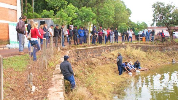 Varios productores fueron beneficiados con esta actividad. Foto: EBY