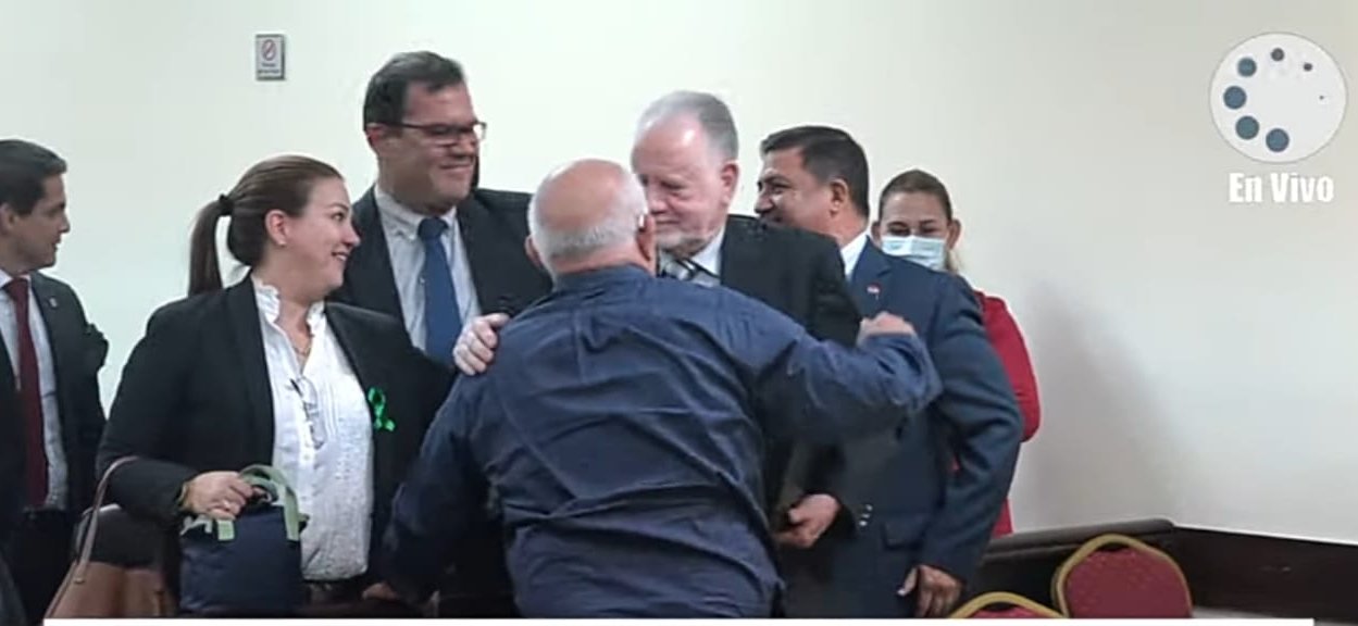 Sindulfo Blanco y Víctor Núñez fueron absueltos. Foto: Captura TV Justicia