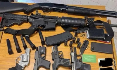 Un gran número de armas fue incautado. Foto: CNN
