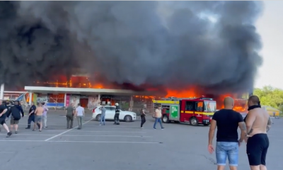 Rusia bombardeó un centro comercial en Ucrania. Foto: Captura de pantalla