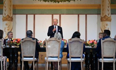 El presidente de Estados Unidos, Joe Biden, interviene en una cena con los jefes de Estado y de Gobierno y sus parejas durante la Cumbre de las Américas en Los Ángeles. Foto: El País