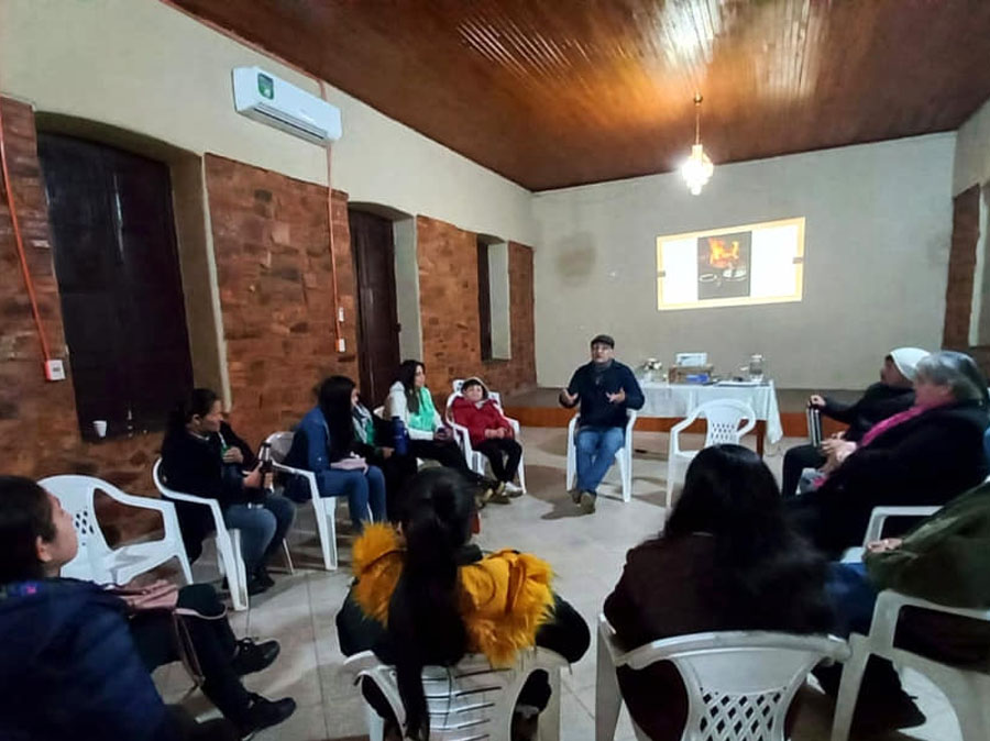 Ciclo de talleres “Memoria Oral: Paraguarí omombe'u” . Cortesía