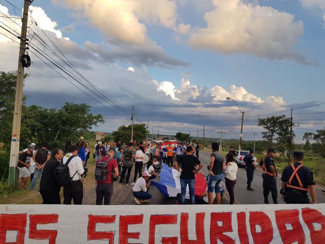 Protesta en Remanso. Foto: Radio 1000.