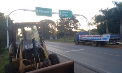 Camioneros de Paraguarí. Foto: Radio Ñanduti.