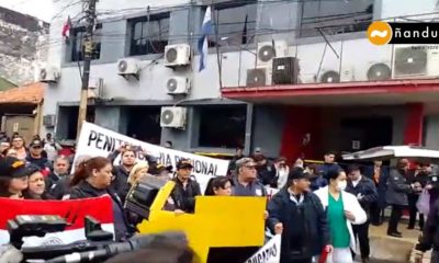 Manifestación de funcionarios penitenciarios. Foto: Gentileza.