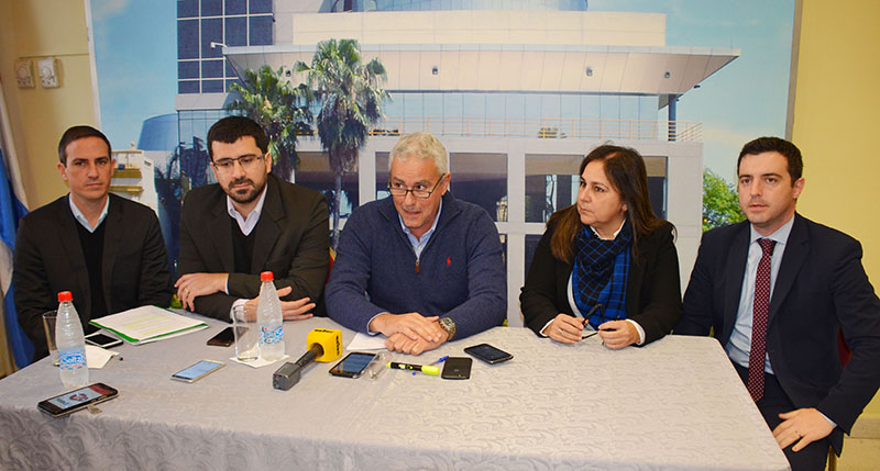 Bancada de senadores de Patria Querida en el periodo actual. Foto: Gentileza