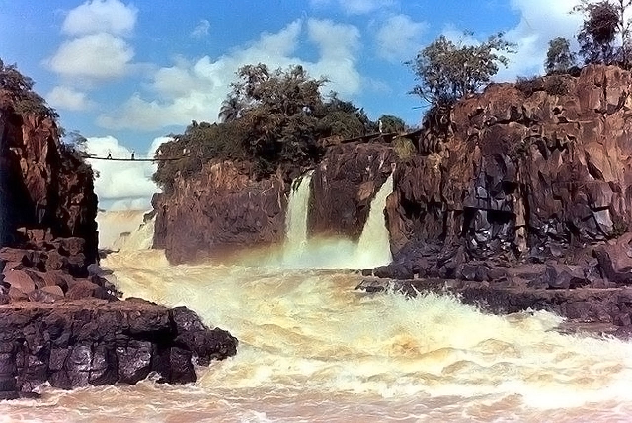 Saltos del Guairá. Foto de archivo