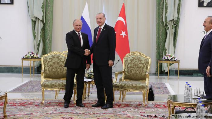 El presidente ruso Vladimir Putin y el mandatario turco Recep Tayyip Erdogan. Foto: DW