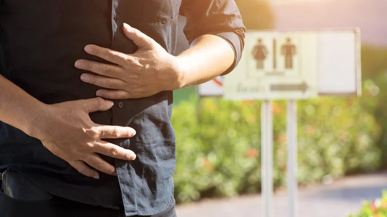 En Australia, encontraron que las personas con trastornos intestinales pueden estar en un mayor riesgo de desarrollar la enfermedad de Alzheimer. Foto: Infobae.