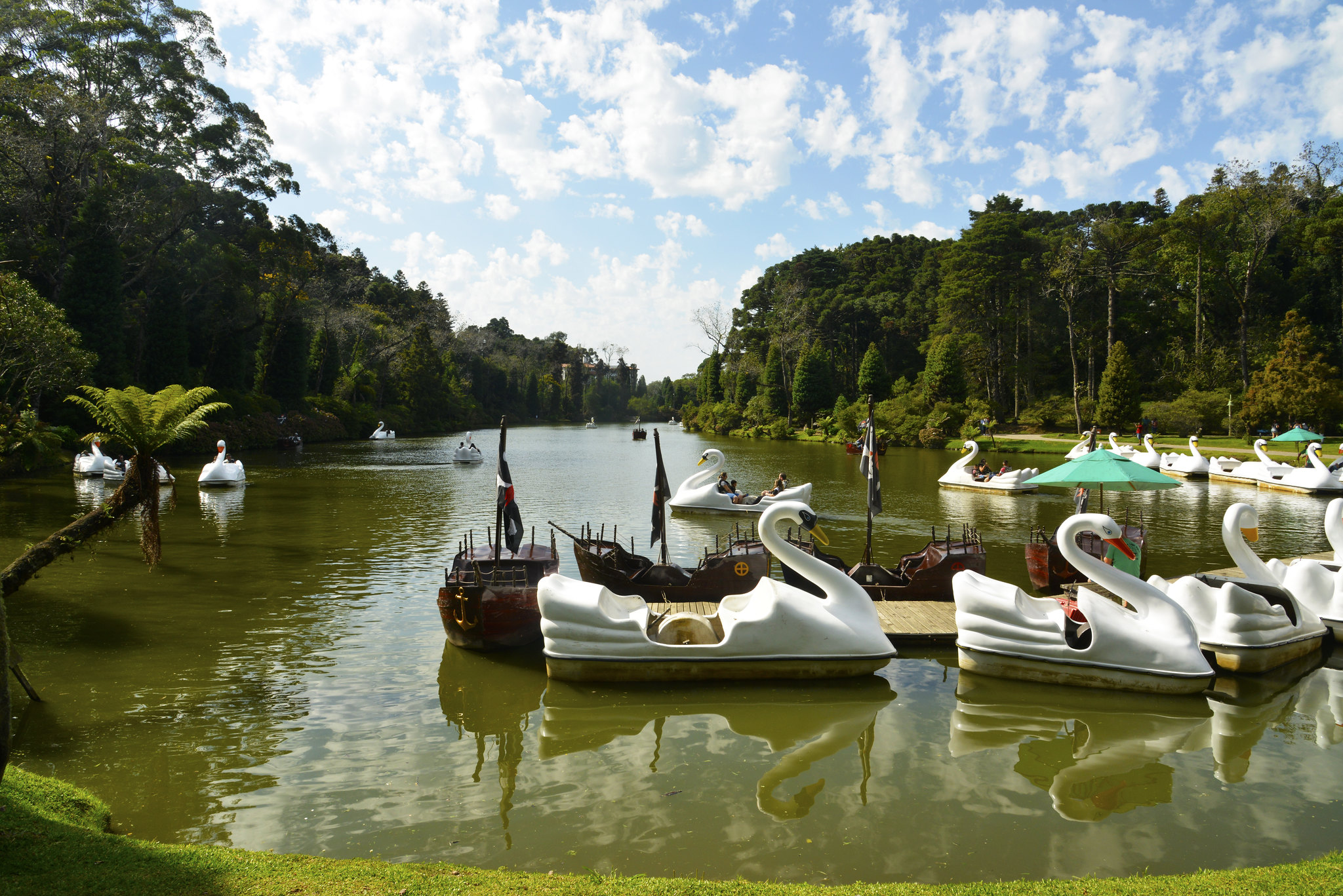 Lago Negro, Gramado-RS. Embratur. Foto: Gentileza