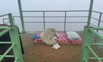 La senadora llevó un colchón, almohada y una frazada al muelle donde esta madrugada se produjo su fallecimiento. Foto: Gentileza
