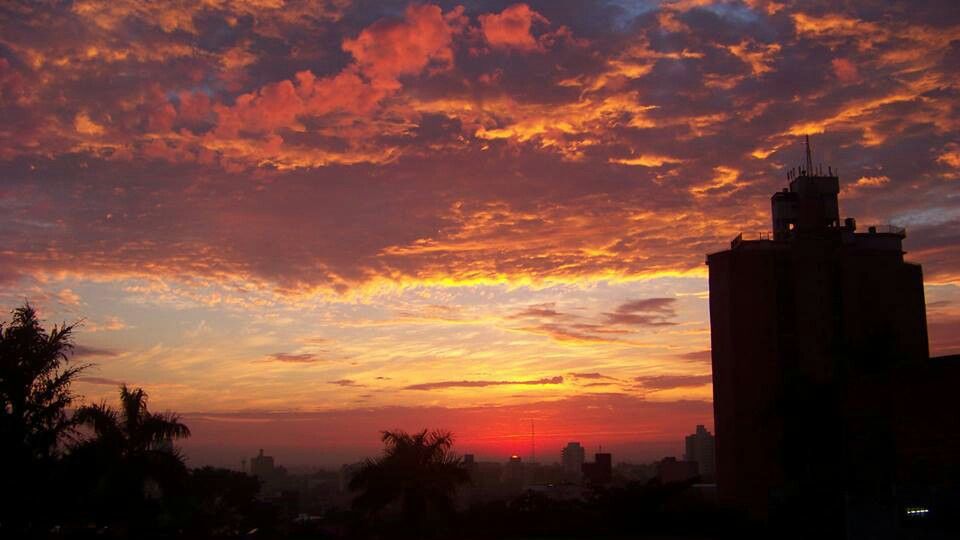 Amanecer en Asunción. Pintarest