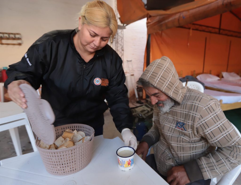 Varias personas en situación de calle amanecieron en albergues de la SEN. Foto: IP