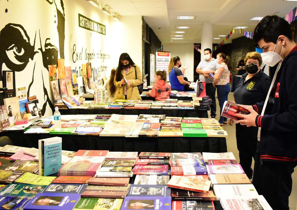 Una de las ediciones anteriores de la Libroferia Encarnación. Cortesía