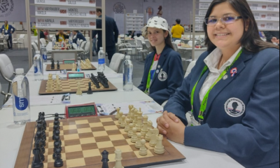 Renata Mayeregger y Helen Montiel (con anteojos) integrantes del equipo paraguayo. GENTILEZA.