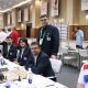 Equipo masculino de Paraguay (sentados) junto al capitán Andrés Riquelme (parado). GENTILEZA.