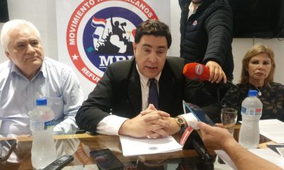 Hugo Estigarribia anunció su salida de la Concertación en conferencia de prensa. Foto: Megacadena