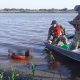 Cuerpo hallado ayer en el río. Foto: Gentileza