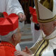 Durante la ceremonia religiosa, donde Adalberto Martínez fue designado cardenal.