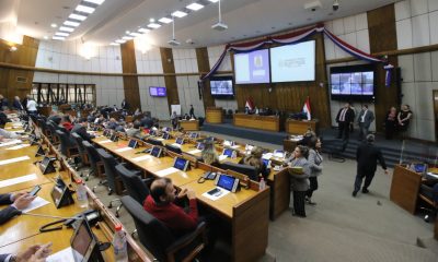 Sesión extraordinaria donde se rechazó el juicio político a Sandra Quiñonez por tercera vez. Foto: Diputados