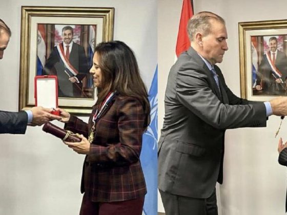 El canciller Julio César Arriola otorgó la condecoración a las embajadores de Qatar y Emiratos Árabes ante la ONU. (Foto: Cancillería)