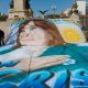 "Con Cristina", reza la manta gigante con la imagen de la vicepresidenta. Foto: DW