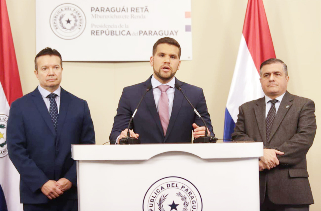 Carlos Arregui, Hernán Huttemann y René Fernández. Gentileza