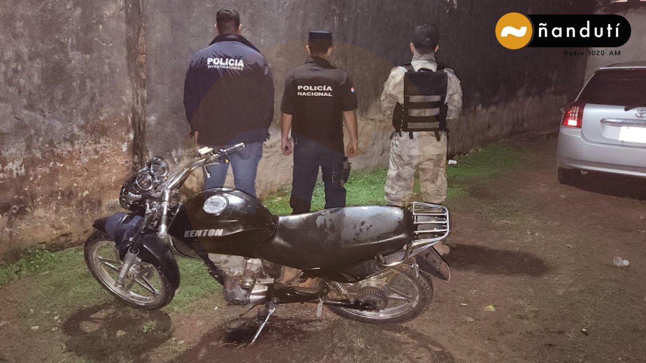 Motocicleta incautada del presunto sicario. Foto: Ñanduti