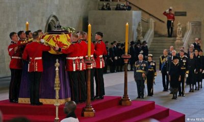 Funeral de la Reina Isabel II en el Parlamento Británico. Foto: DW.