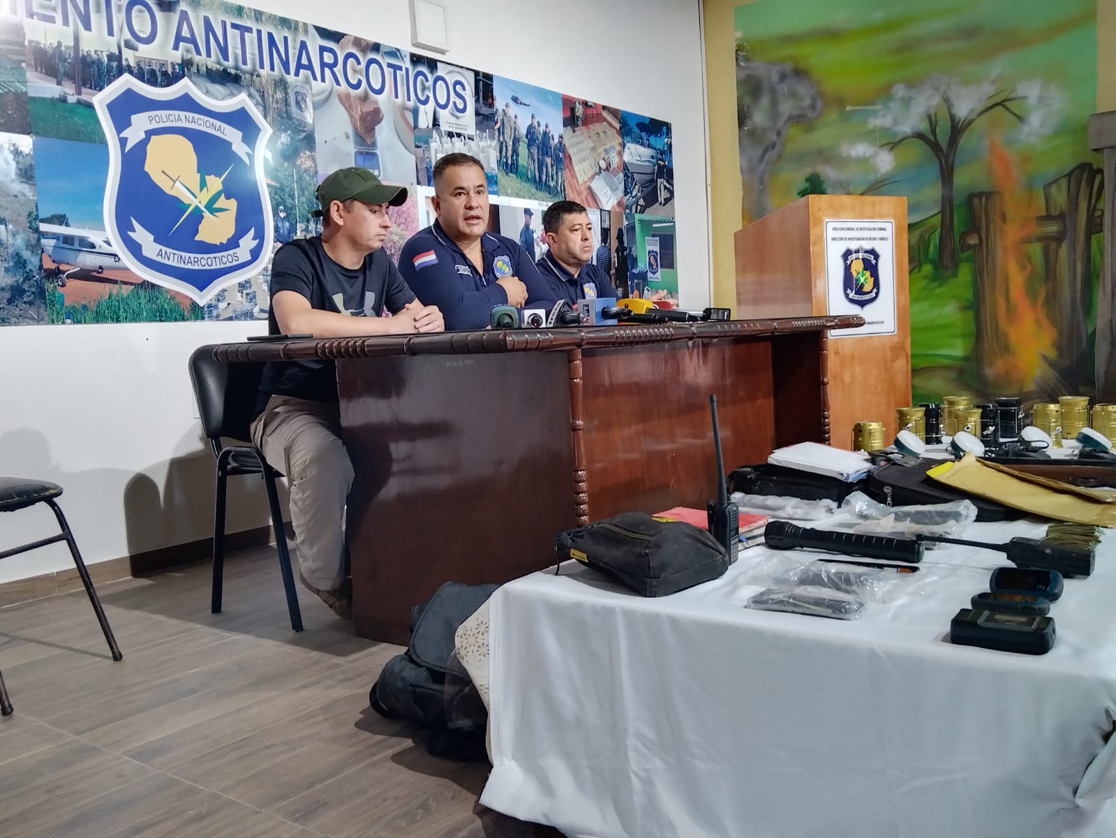 Conferencia de prensa de las autoridades que llevan a cabo estos procedimientos. Foto:650 AM