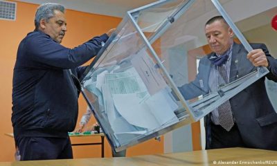 Recuento de votos anoche en Donetsk. Foto: DW,