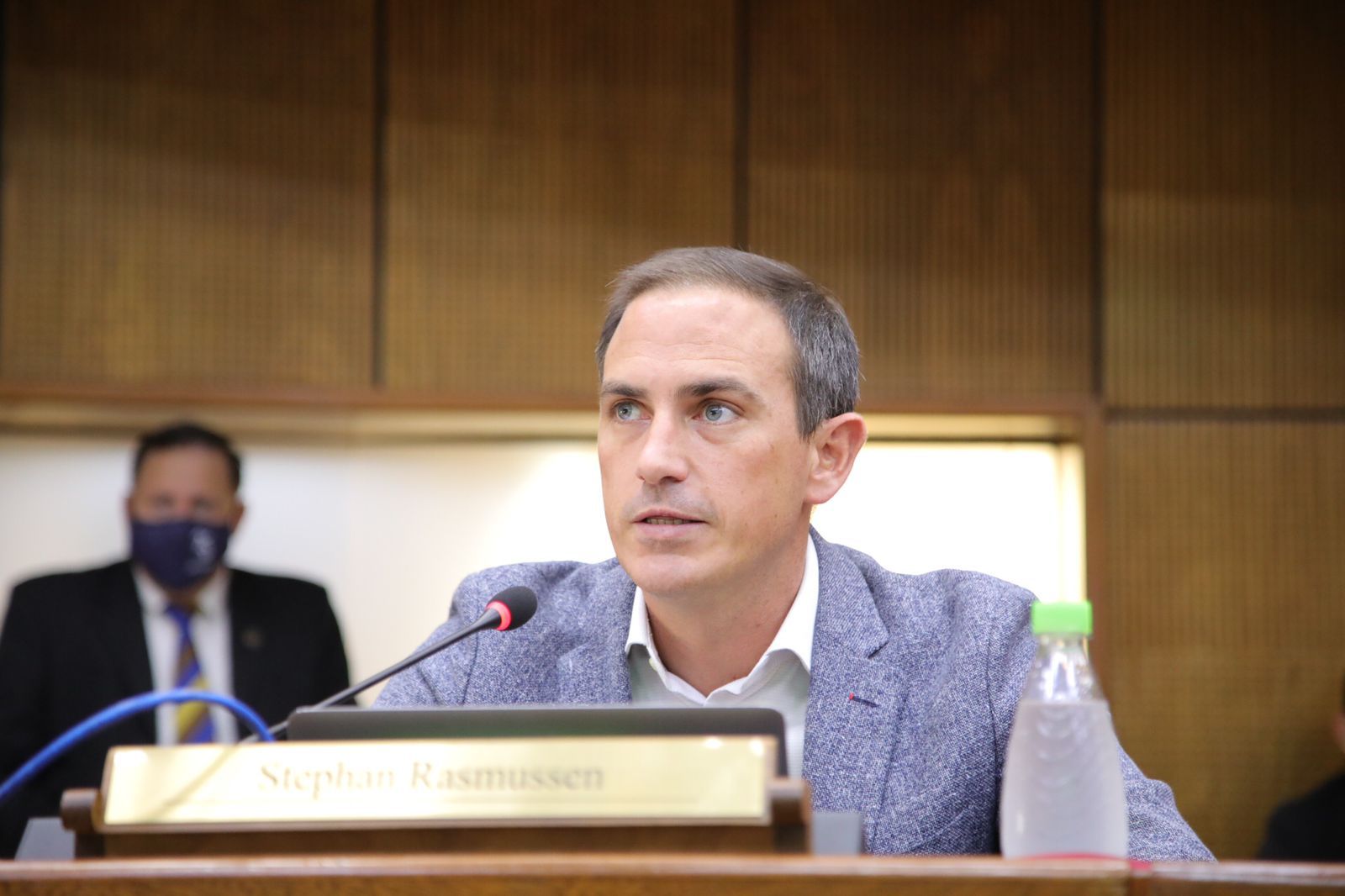 Stephan Rasmussen resulta el único candidato para la presidencia del partido. (Foto Senado).