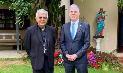 Cardenal Adalberto Martínez junto al embajador de EE. UU. Foto: Gentileza