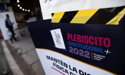 Cerca de 3.000 centros de votación abren este domingo en Chile para dar inicio a una de las votaciones más importantes de su historia Foto: EFE