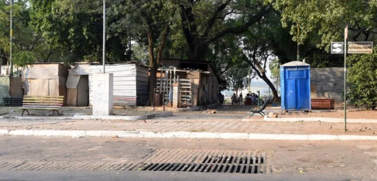 Plazas aledañas al Congreso se encuentran en proceso de desalojo. Foto: La Unión