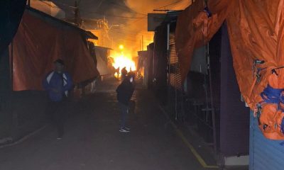 El incendio se registró en horas de la madrugada. Foto: Alejandro Buzó.