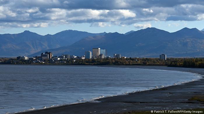 Anchorage, ciudad estadounidense en Alaska, en la costa del Estrecho de Bering. Foto: DW